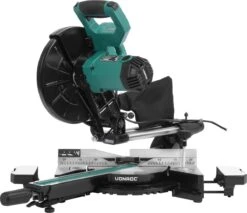 VONROC PRO Afkortzaag - Kapzaag - Verstekzaag – 2200W - Ø255mm – Zaagt Hout, Kunststof En Metaal – Instelbare Snelheid – Zaagcapaciteit 340mm –Verstelbare Tafelverbreders – Trekfunctie – Kantelbaar – Lengtestop - Incl. Zaagblad, Laser & LED -WerkPro Verkoopwinkel 1200x1033 6