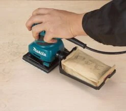 Makita BO4555K Vlakschuurmachine - 200 W - 102 X 112 Mm Schuuroppervlak 17 Makita BO4555K Vlakschuurmachine - 200 W - 102 X 112 Mm Schuuroppervlak -WerkPro Verkoopwinkel 1200x1048 2