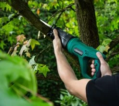 VONROC Reciprozaag – 900W – Draaibaar Handvat – Incl. 3 Zaagbladen Voor Hout & Metaal -WerkPro Verkoopwinkel 1200x1065 1