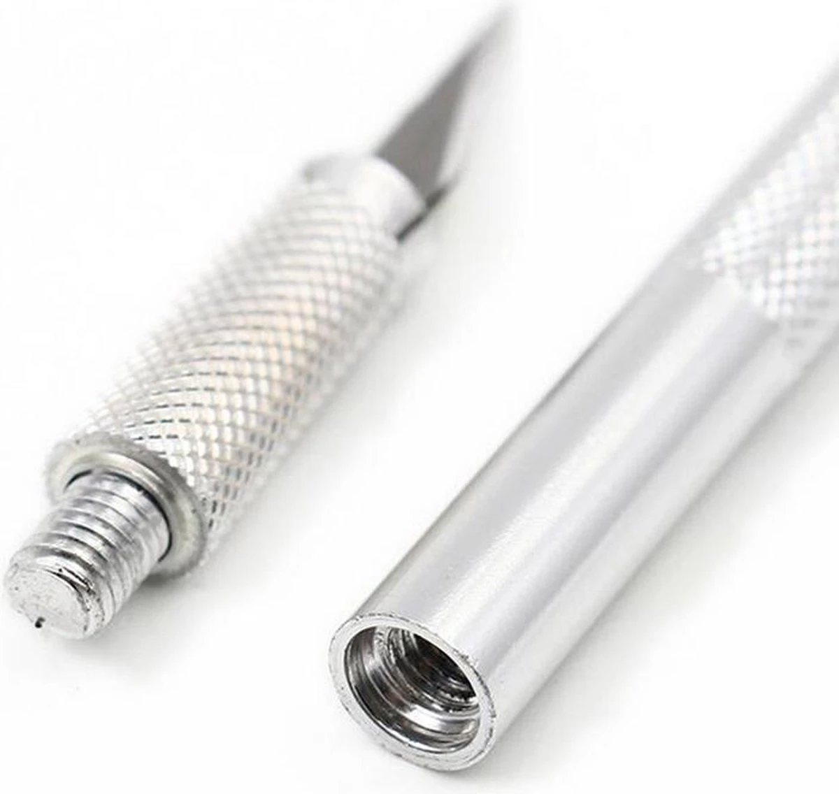 Premium 9-Delige Scalpel Mes Set - Scalpelmes Hobbymes - Hobby Precisie Scalpelmesjes - Scalpelhouder Met Reserve Precisie Messen Precisiemes - - Hobbymesjes Set 6 Premium 9-Delige Scalpel Mes Set - Scalpelmes Hobbymes - Hobby Precisie Scalpelmesjes - Scalpelhouder Met Reserve Precisie Messen Precisiemes - - Hobbymesjes Set - Afbeelding 4