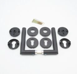 Slotman Solutions Mat Zwarte Deurklink RVS Met Rond Rozet En Cilindergat - Deurkruk Zwart Voor Stijlvolle En Elegante Uitstraling -WerkPro Verkoopwinkel 1200x1163 5