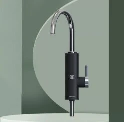 Luxe Elektrische Warmwater Kraan Boiler Verwarmd Tot 60°C - LCD Digitaal - 3300W - Keukenkraan - Badkamerkraan