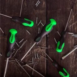 TOOLZILLA 10-delige Magnetische Schroevendraaierset Voor Alle Toepassingen - 3 Verschillende Modellen Voor Doe-het-zelvers, Met Platte Punt En Kruispunt Van Hoogwaardig Chroom-vanadium. -WerkPro Verkoopwinkel 1200x1199 13