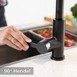 Zwarte Keukenkraan Met Uittrekbare Handdouche - Mengkraan Zwart Van Mizzo Design - Zwenkbare Uitloop - 100% RVS -WerkPro Verkoopwinkel 1200x1200 1007