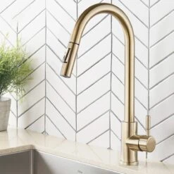 Merkloos Productgigant - Draaibare Keukenkraan - Uittrekbare Uitloop - Goud