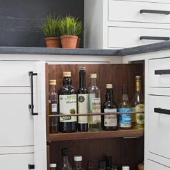 Handgreep / Keukengreep Zwart 128 Mm 10 Stuks - Strak - Handgrepen Voor Deurtjes - Deurgreep - Meubelgreep - Handgreep Zwart - Keukengreep - Greep Zwart - Meubelbeslag - Handgrepen Kast - Meubelgrepen - Handgrepen Voor Deurtjes - Inclusief Schroeven -WerkPro Verkoopwinkel 1200x1200 1340