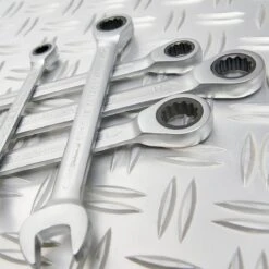 Datona® Ringratelsleutelset 13-delig In Plus Softmodule -WerkPro Verkoopwinkel 1200x1200 2501