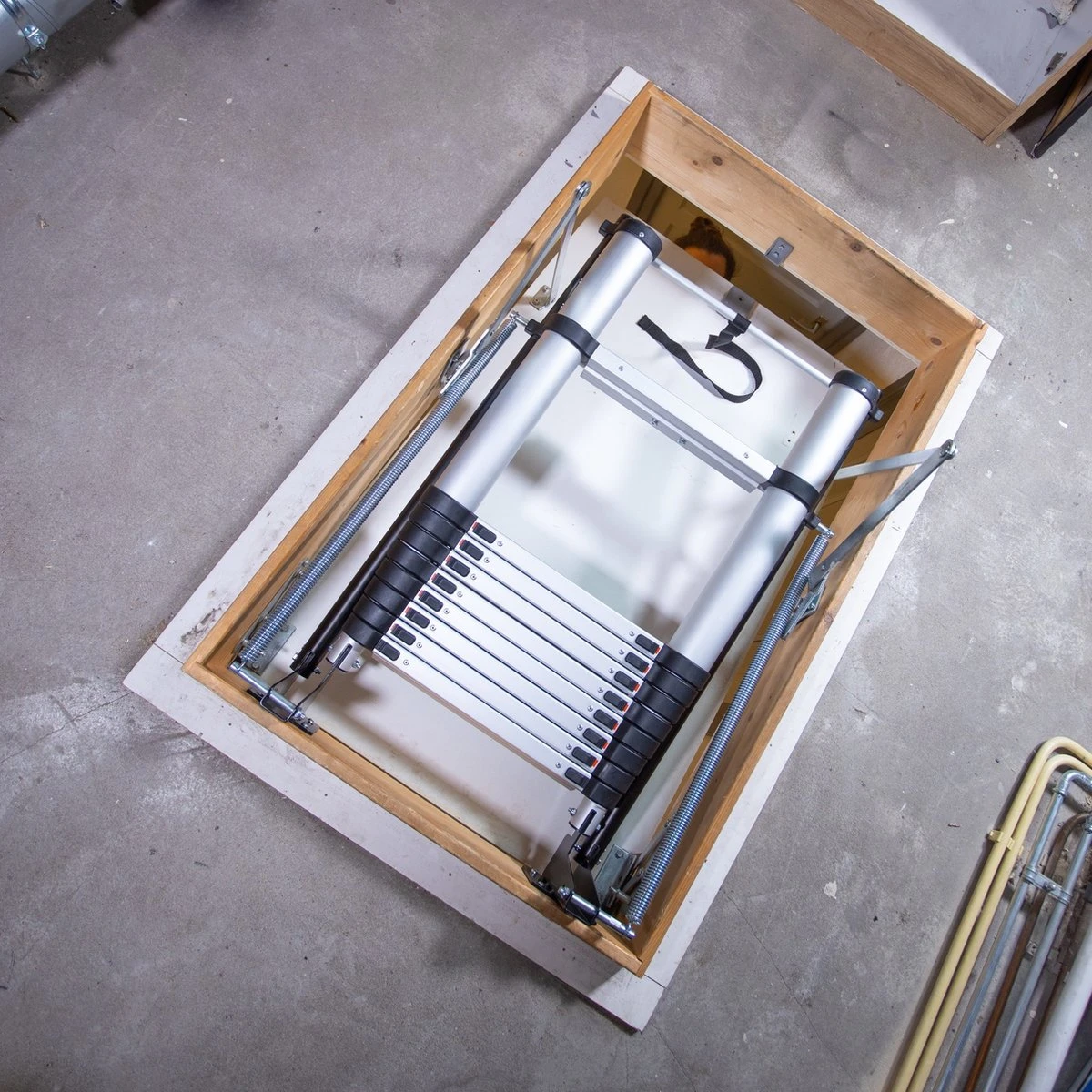 Giraffe® Telescopische Vlizotrap / Zoldertrap Van 2.30 - 2.70 Meter 4 Giraffe® Telescopische Vlizotrap / Zoldertrap Van 2.30 - 2.70 Meter - Afbeelding 2