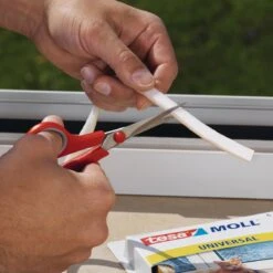 Tesa 2x Pakjes Zelfklevende Raam/deur Tochtstrip Wit 10 Meter X 9 Mm - Huis Isolatie - Tochtstroken Voor Ramen En Deuren 11 Tesa 2x Pakjes Zelfklevende Raam/deur Tochtstrip Wit 10 Meter X 9 Mm - Huis Isolatie - Tochtstroken Voor Ramen En Deuren -WerkPro Verkoopwinkel 1200x1200 2964