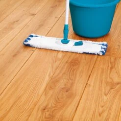 HG Hout Olievloerreiniger (product 62) - 1L - Frisruikende Reiniger Voor Houten Vloeren -WerkPro Verkoopwinkel 1200x1200 3064