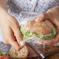 Keukenfolie - Vershoudfolie - Huishoudfolie - Cateringfolie - Bewaarfolie - Plasticfolie - Pvcfolie - 30cm X 300m -WerkPro Verkoopwinkel 1200x1200 3075