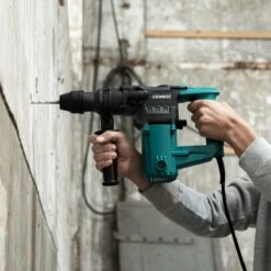 VONROC Boorhamer 1050W – 4,5 Joule – SDS Plus – 3 Functies – Incl. 3 SDS-plus Boren En 2 SDS-plus Beitels -WerkPro Verkoopwinkel 1200x1200 310