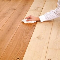 International HG Hout Vloerolie (product 60) - 1L - Voedt En Beschermt - Tegen Uitdroging, Vuil & Vlekken -WerkPro Verkoopwinkel 1200x1200 3179