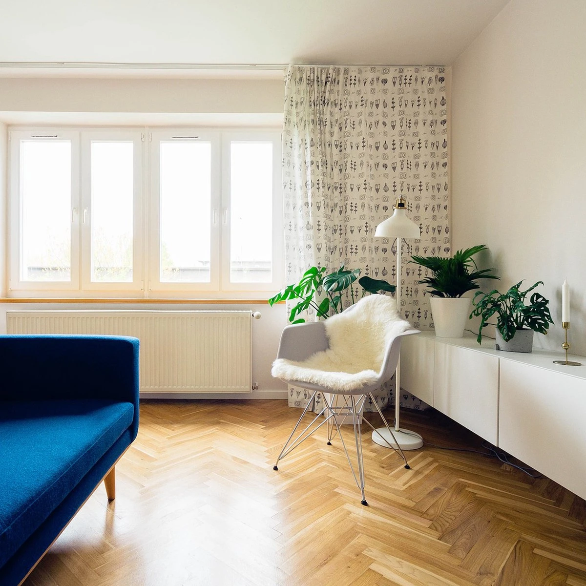 Simple Fix Radiatorfolie - 500cm X 60cm - Radiatorfolie Met Magneettape - Isolatiefolie - Reflecterend - Zilverkleurig - Inclusief 10 Meter 3M Magneettape 6 Simple Fix Radiatorfolie - 500cm X 60cm - Radiatorfolie Met Magneettape - Isolatiefolie - Reflecterend - Zilverkleurig - Inclusief 10 Meter 3M Magneettape - Afbeelding 4