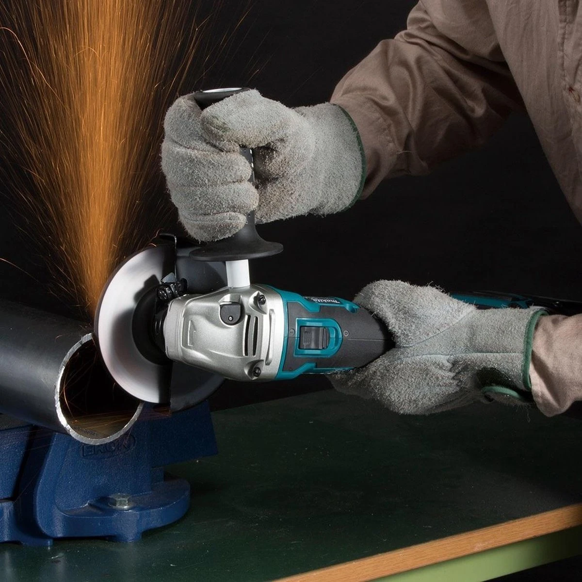 Makita Haakse Slijper - DGA504ZJ - 18V - 125 Mm - Losse Body (geleverd Zonder Accu En Lader) 9 Makita Haakse Slijper - DGA504ZJ - 18V - 125 Mm - Losse Body (geleverd Zonder Accu En Lader) - Afbeelding 7