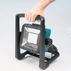 Makita DEADML805 18V Accu Led Bouwlamp Zonder Accu's En Lader 12 Makita DEADML805 18V Accu Led Bouwlamp Zonder Accu's En Lader -WerkPro Verkoopwinkel 1200x1200 627