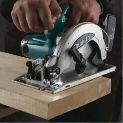 Makita DSS610Z Accu-cirkelzaag - Losse Body (geleverd Zonder Accu En Lader) 15 Makita DSS610Z Accu-cirkelzaag - Losse Body (geleverd Zonder Accu En Lader) -WerkPro Verkoopwinkel 1200x1200 705