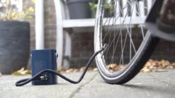 LUVEGO Compressor Bandenpomp - Draagbare Luchtcompressor - Draadloos Met Ingebouwde Batterij - 10.3 BAR -WerkPro Verkoopwinkel 1200x674 4