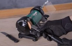 VONROC Tafelslijpmachine / Multitool – 150W – 75MM – Met Flexibele As – Incl. 192 Accessoires 16 VONROC Tafelslijpmachine / Multitool – 150W – 75MM – Met Flexibele As – Incl. 192 Accessoires -WerkPro Verkoopwinkel 1200x779 5