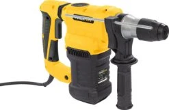 Powerplus POWX1197 Boorhamer - 1500W - 5J - SDS Plus - Trilling Reductie - Incl. Opbergkoffer En 6 Acc. 9 Powerplus POWX1197 Boorhamer - 1500W - 5J - SDS Plus - Trilling Reductie - Incl. Opbergkoffer En 6 Acc. -WerkPro Verkoopwinkel 1200x782 5