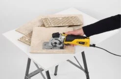 Powerplus POWX1365MB Invalzaag - 600W - Ø89mm - Incl. Laser, Stofafzuiging, 3 Invalzaagbladen En Verstekbak -WerkPro Verkoopwinkel 1200x784 1