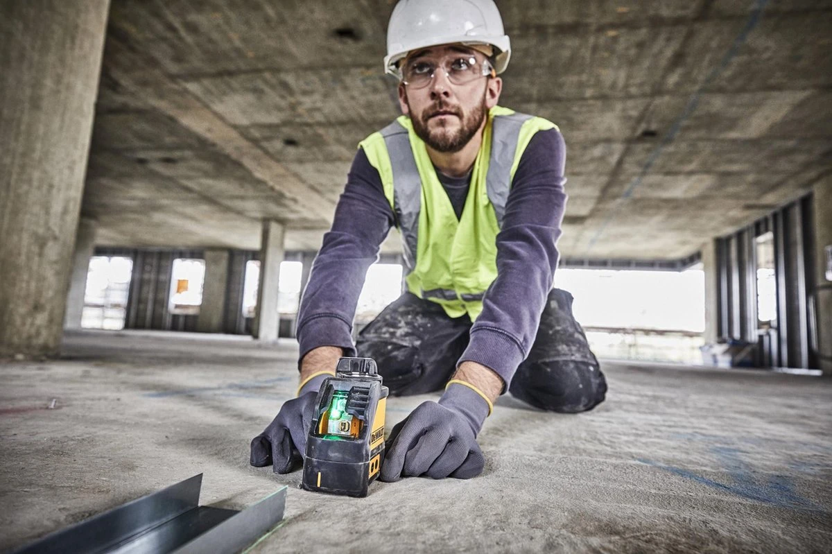 DeWALT DW088CG Zelfnivellerende Kruis Lijnlaser In Koffer - 2 Lijnen - 15m - Groen 8 DeWALT DW088CG Zelfnivellerende Kruis Lijnlaser In Koffer - 2 Lijnen - 15m - Groen - Afbeelding 6