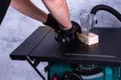 VONROC Zaagtafel – 1500W – Ø210MM – 40T Zaagblad – Incl. Onderstel -WerkPro Verkoopwinkel 1200x800 227