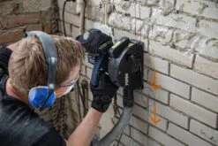 FERM WSM1009 Muurfrees - Freesmachine - 1700W - Met 2 Diamantschijven 125mm - Laser - Stofzuigadapter - Stevige Opbergkoffer 26 FERM WSM1009 Muurfrees - Freesmachine - 1700W - Met 2 Diamantschijven 125mm - Laser - Stofzuigadapter - Stevige Opbergkoffer -WerkPro Verkoopwinkel 1200x800 308