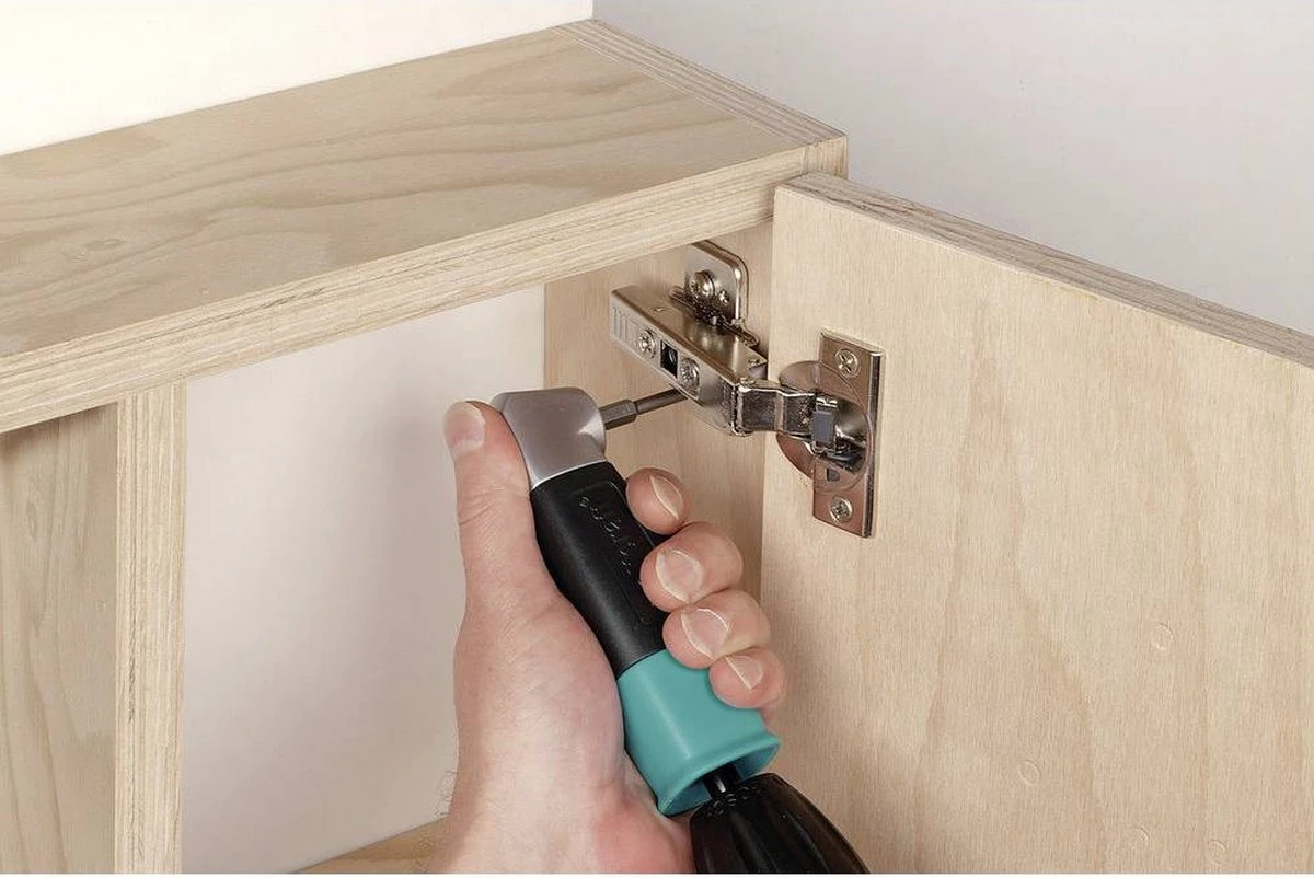 Wolfcraft - Haakse Bithouder - Haakse Boorkop - Hoekaandrijving - Boren En Schroeven Onder Een Hoek Van 90° - 4688000 11 Wolfcraft - Haakse Bithouder - Haakse Boorkop - Hoekaandrijving - Boren En Schroeven Onder Een Hoek Van 90° - 4688000 - Afbeelding 9