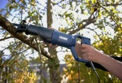 FERM Reciprozaag - 710W - Soft Grip Handvat - Snelwisselsysteem - Variabele Snelheid - Lock-on Switch - Incl. 2 Zaagbladen -WerkPro Verkoopwinkel 1200x814 8