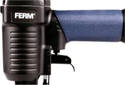 FERM ATM1051 Pneumatische Spijker- En Nietpistool - Combitacker - Spijkers (15-50mm) - Nieten (16-40mm) - Incl. Spijkers, Nieten En Koffer -WerkPro Verkoopwinkel 1200x817 3
