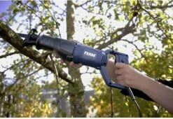 FERM Reciprozaag - 710W - Soft Grip Handvat - Snelwisselsysteem - Variabele Snelheid - Lock-on Switch - Incl. 2 Zaagbladen -WerkPro Verkoopwinkel 1200x826 3