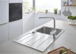 GROHE Minta Keukenkraan - Uittrekbare Handdouche - Draaibare L Uitloop - Chroom -WerkPro Verkoopwinkel 1200x852 7