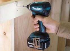 Makita DTD153ZJ 18V Li-Ion Accu Slagschroevendraaier - Losse Body (geleverd Zonder Accu En Lader) -WerkPro Verkoopwinkel 1200x875 3