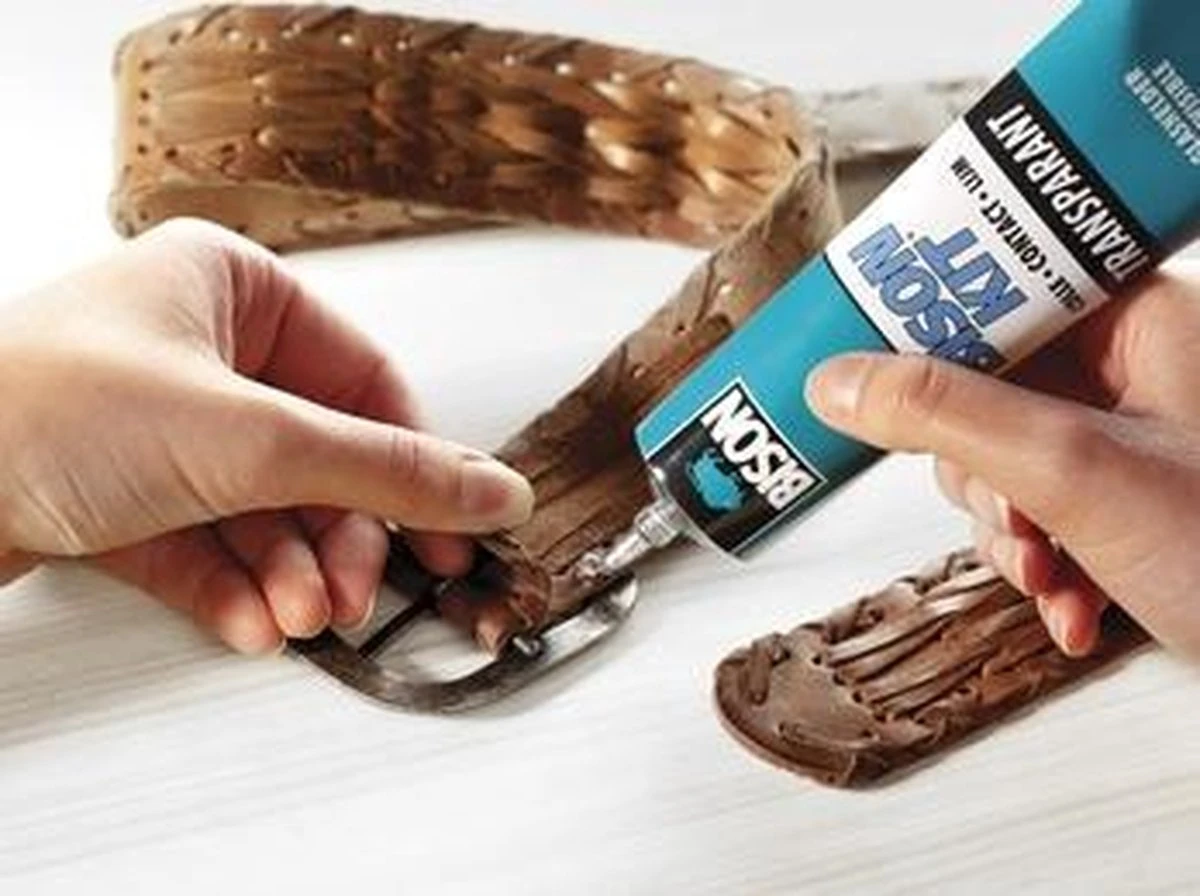 Bison Kit Transparant Contactlijm Tube - 100 Ml 6 Bison Kit Transparant Contactlijm Tube - 100 Ml - Afbeelding 4