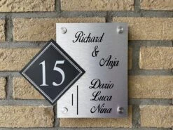 Naambordje Voordeur Strak Lijnen 2 Rvs Look