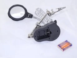 Benson Derde Handje Met LED Vergrootglas - Soldeerbout Houder -WerkPro Verkoopwinkel 1200x900 113