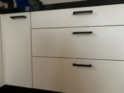 Merkloos Handgreep Zwart Vierkant - 192 Mm Hartafstand - Handvat Voor Kast, Keukenkast, Lade Of Deurtje - Keukengreep - Meubelgreep - Kastgreep - Deurgreep -WerkPro Verkoopwinkel 1200x900 225