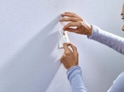 Tesa Klevende Spijker Behang & Pleister 2kg -WerkPro Verkoopwinkel 1200x900 227