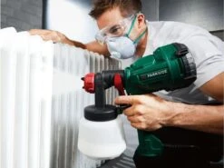 PARKSIDE® Verfspuitsysteem - Breng Gelijkmatig Verf Aan Op Gladde En Oneffen Oppervlakken - Debiet: Max. 800 Ml/min - Reservoir: 900 Ml - Vermogen: 400 W - Inclusief 2 Mondstukken, Viscositeitsmaatbeker, Reinigingsborstel, Reinigingsnaald En Filter -WerkPro Verkoopwinkel 1200x900 388