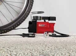 Mini Compressor 12v - Compressor Bandenspanning - Handig Voor In De Auto - Banden Pomp - Mini Compressor 10bar. - Banden Fiets Oppompen - Ballen Pomp - Zwembad Pomp - Autobanden Pomp 11 Mini Compressor 12v - Compressor Bandenspanning - Handig Voor In De Auto - Banden Pomp - Mini Compressor 10bar. - Banden Fiets Oppompen - Ballen Pomp - Zwembad Pomp - Autobanden Pomp -WerkPro Verkoopwinkel 1200x900 41