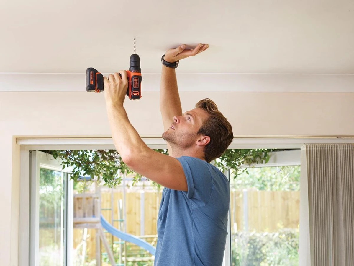 Black & Decker BLACK+DECKER BDCDD12-QW Accuboormachine – 10.8V – Met Schroeffunctie - Inclusief Accu En Lader 9 Black & Decker BLACK+DECKER BDCDD12-QW Accuboormachine – 10.8V – Met Schroeffunctie - Inclusief Accu En Lader - Afbeelding 7