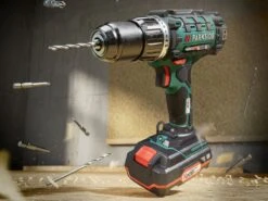 PARKSIDE Accu-schroefboormachine 20V - Toerental: 0–1400 Min⁻¹ - Max. Boordiameter: 30 Mm (hout) | 13 Mm (staal) - Inclusief Accu En Snellader - De Machine Is Inclusief Parkside 20V Accu -WerkPro Verkoopwinkel 1200x900 8