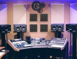 Brute Strength - Isolatieplaten - Inclusief Zelfklevende Tape - 30x30x5 Cm - Mushroom - 12 Stuks - Geluidsisolatie - Geluidsdemper Wandpaneel - Akoestisch Wandpaneel -WerkPro Verkoopwinkel 1200x917 9