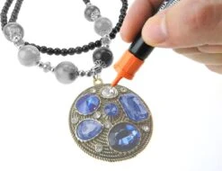 Visbella® UV-lijm - 5 Secondenlijm - Lijmt Bijna Alles - Geen Gewone Lijm - Secondelijm - Glaslijm - Gezien Op TV! -WerkPro Verkoopwinkel 1200x924 9