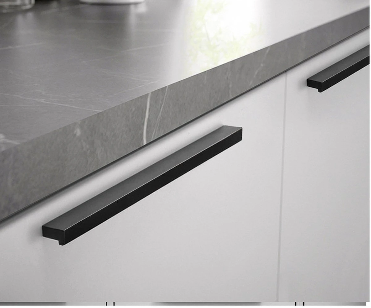 Handgreep Zwart 162mm 10 Stuks - Hartafstand 128mm - Zwart - Meubelgreep Zwart - Handgreep - Keukengreep Zwart - Greep Zwart - Deurgreep - Handgreep Keukenkastjes - Meubelgrepen - Handgrepen Voor Deurtjes - Inclusief Schroeven 11 Handgreep Zwart 162mm 10 Stuks - Hartafstand 128mm - Zwart - Meubelgreep Zwart - Handgreep - Keukengreep Zwart - Greep Zwart - Deurgreep - Handgreep Keukenkastjes - Meubelgrepen - Handgrepen Voor Deurtjes - Inclusief Schroeven - Afbeelding 9