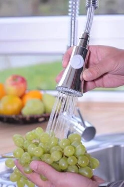 SCHÜTTE Cornwall Design Keukenkraan - Mengkraan - Draaibare Uitloop Met Spiraalveer - Chroom -WerkPro Verkoopwinkel 799x1200 8