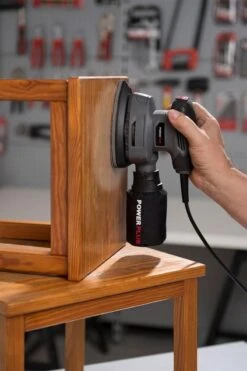 Powerplus POWE40020 Elektrische Schuurmachine - Handpalmschuurmachine - Multischuurschuurmachine - 140W - Incl. Stofopvangbox En 5x Schuurpapier -WerkPro Verkoopwinkel 800x1200 12