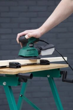 VONROC PS501AC Multischuurmachine – Palmschuurmachine – 130W – Met Stofopvangbox & 6 Stuks Schuurpapier -WerkPro Verkoopwinkel 800x1200 16