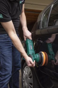 VONROC Excentrische Poetsmachine – 1050W – Ø150MM – Soft Start – Incl. 1 Schijf, Steunschijf & Tas -WerkPro Verkoopwinkel 800x1200 25